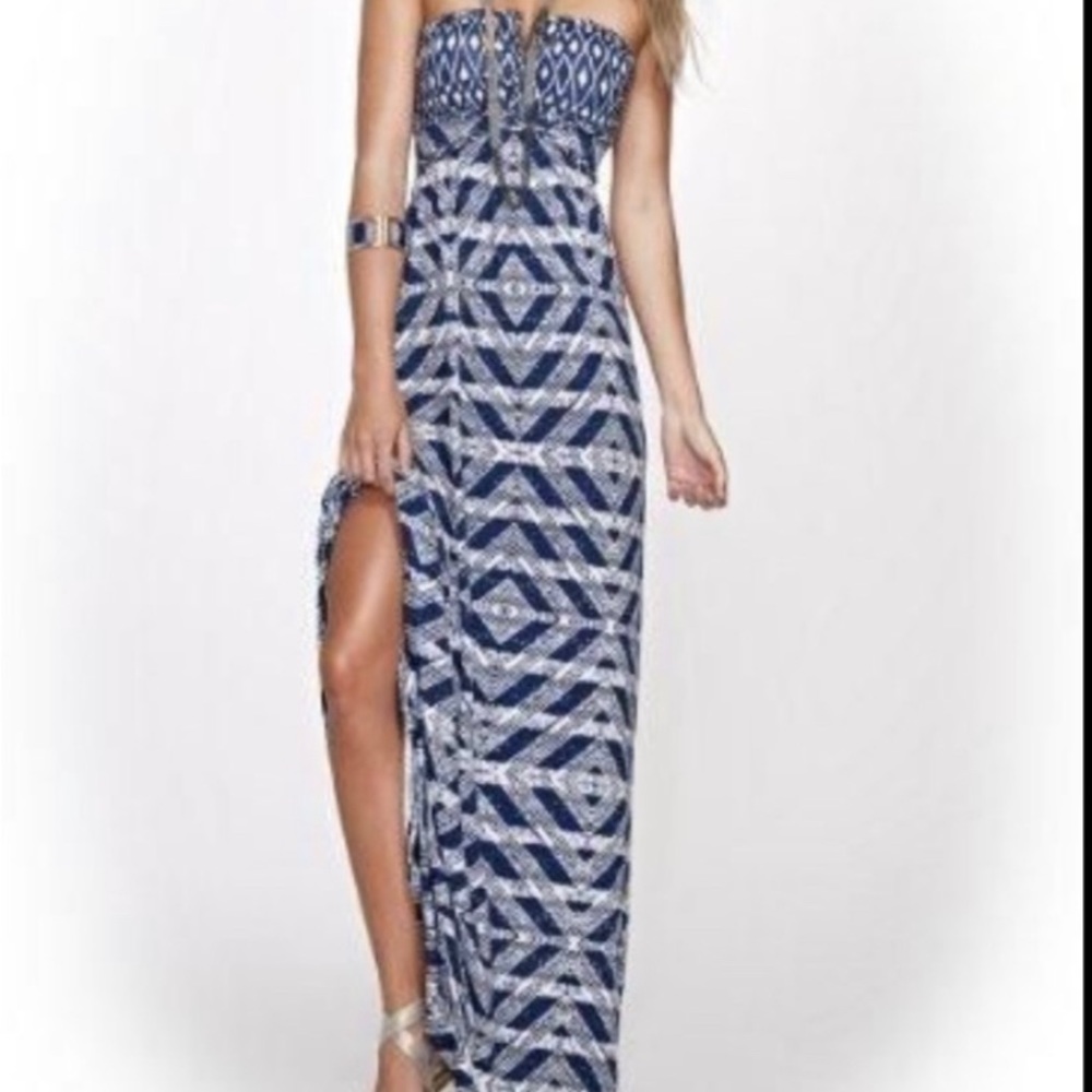 Guess White & Blue Geometric Braided Strapless Dress